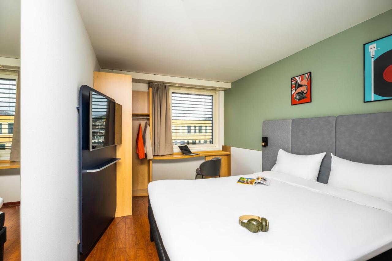 Ibis Baar Zug Exterior foto